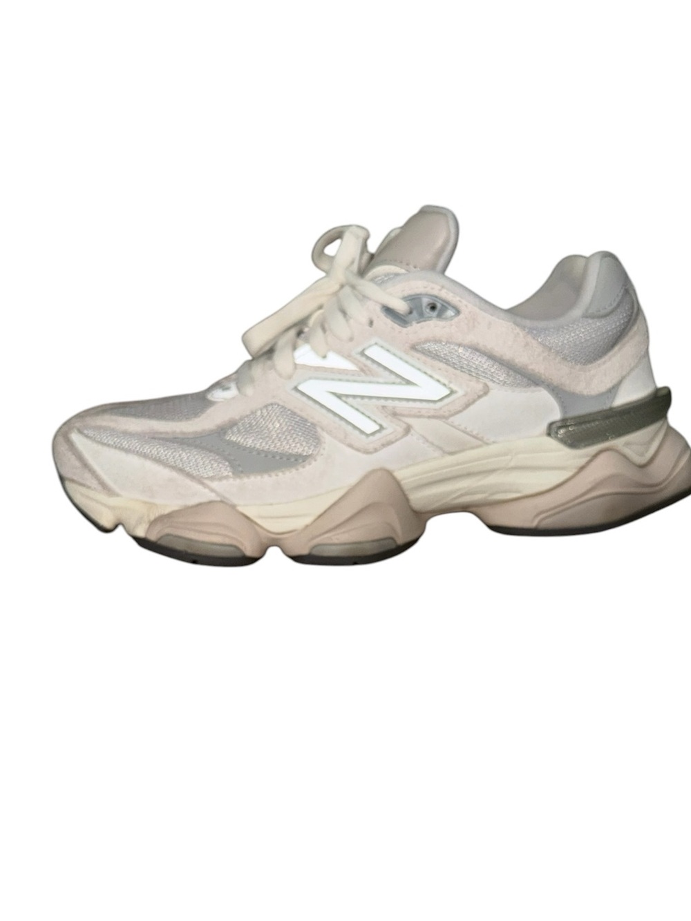 New Balance 9060 Women’s 8 - Picture 2 of 10